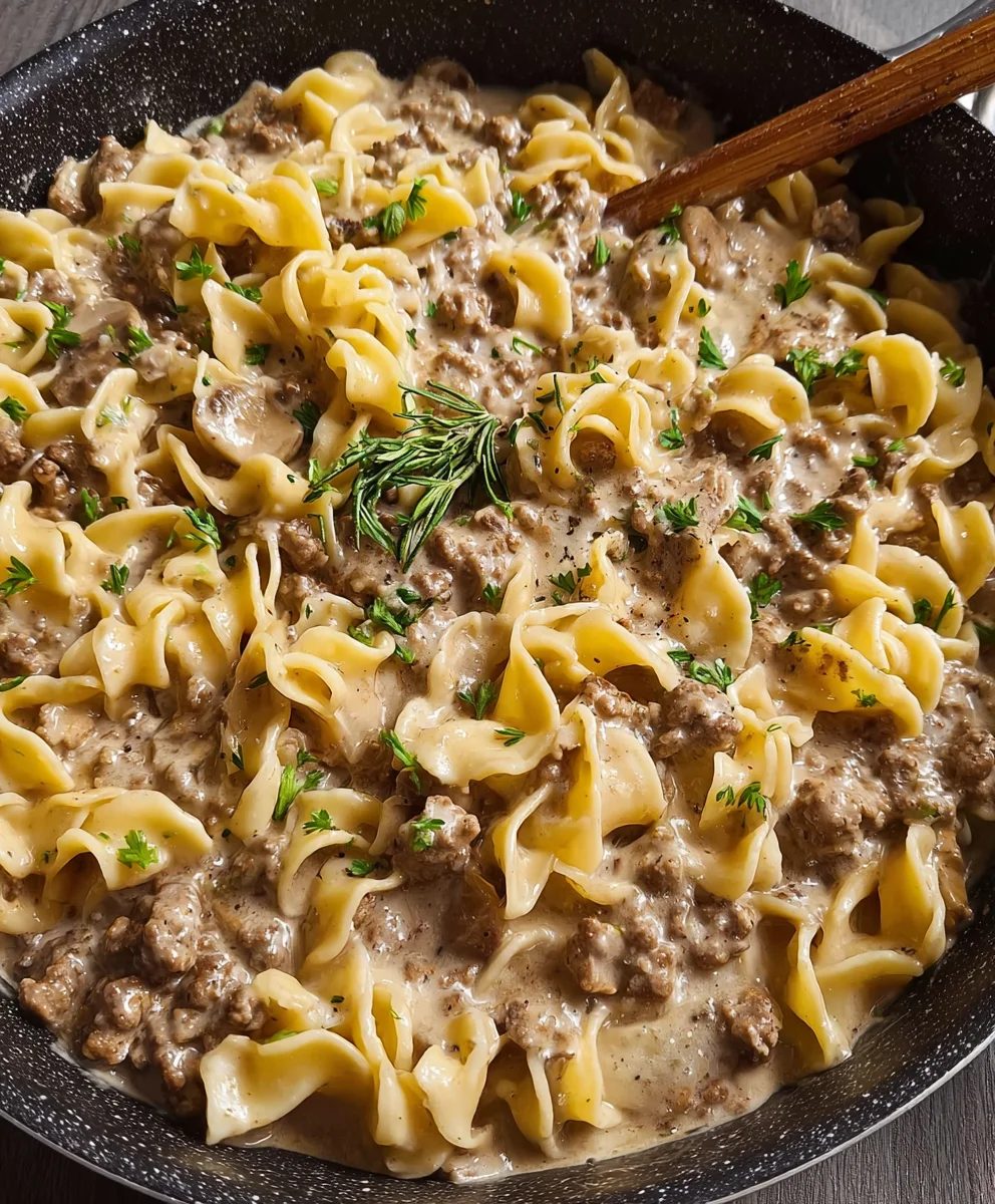 Easy Ground Beef Stroganoff Recipe – Quick & Creamy Meal